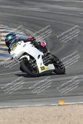 media/Nov-16-2025-Race Pace (Sun) [[8c5fa54630]]/Verified Riders/1-Turns 9 and 10 (925am)/